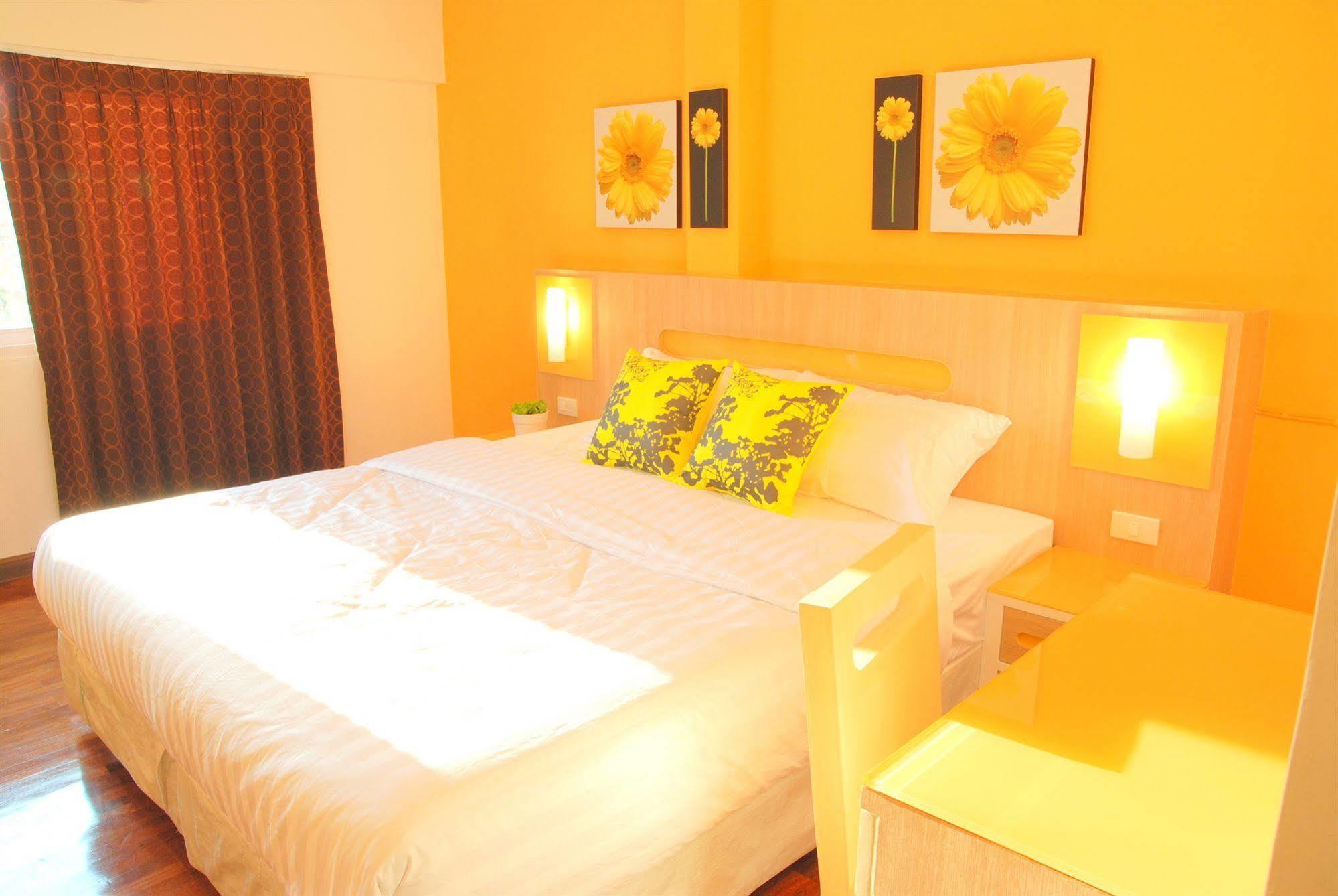 The Inn Saladaeng Bangkok Esterno foto