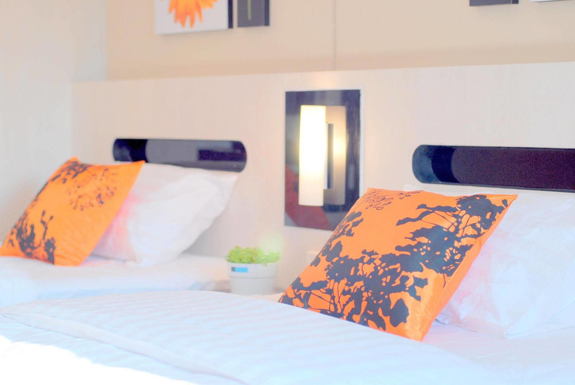 The Inn Saladaeng Bangkok Esterno foto